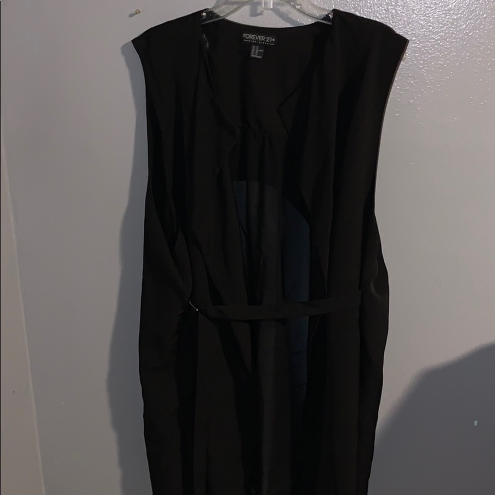 Sleeveless vest